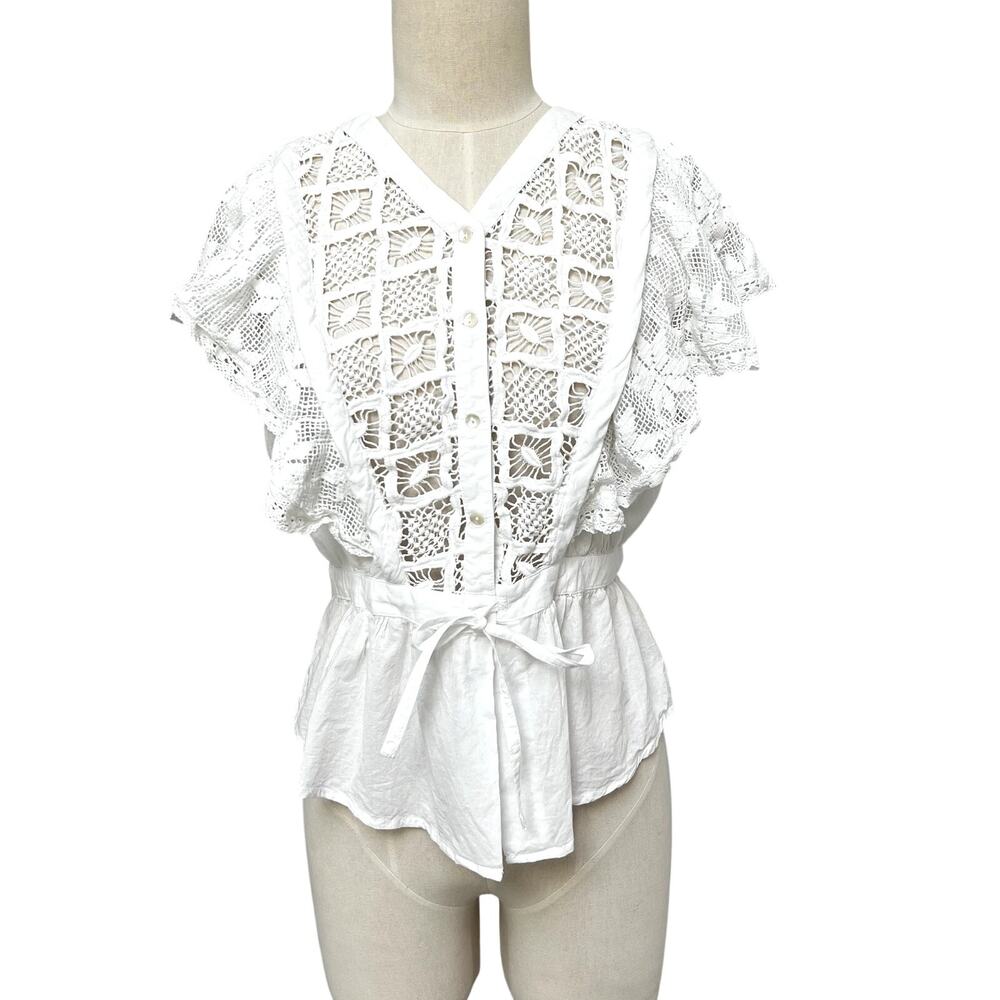 Place Nationale White Crochet V-Neck Tie Waist Blouse Size 2